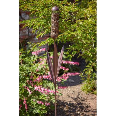 Rustic Reed Peanut Garden Border Feeder